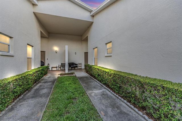 8406 TERRACE MEADOWS COURT, Temple Terrace, FL 33637