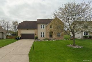 8251 N Port, Grand Blanc Charter Township, MI 48439