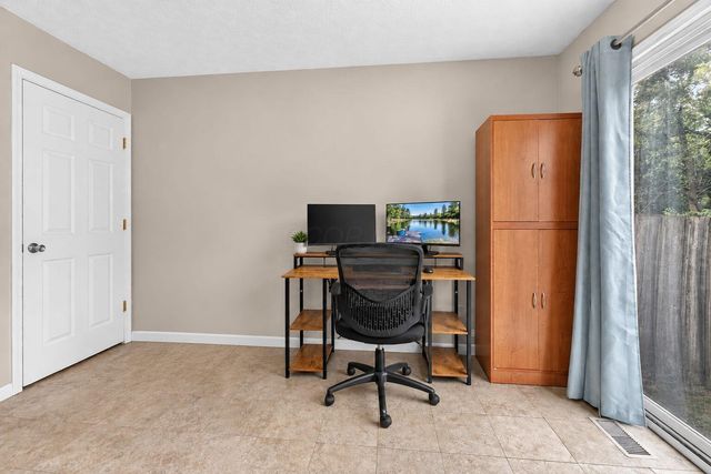 1561 Park Place Drive, Westerville, OH 43081