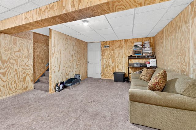 1561 Park Place Drive, Westerville, OH 43081