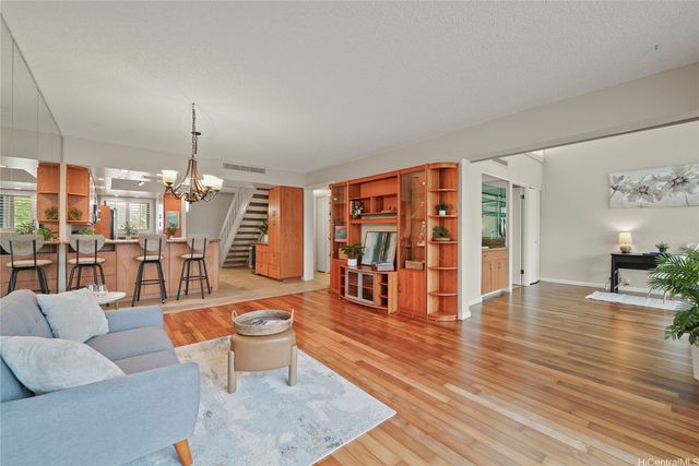 500 Lunalilo Home Road 26D, Honolulu, HI 96825