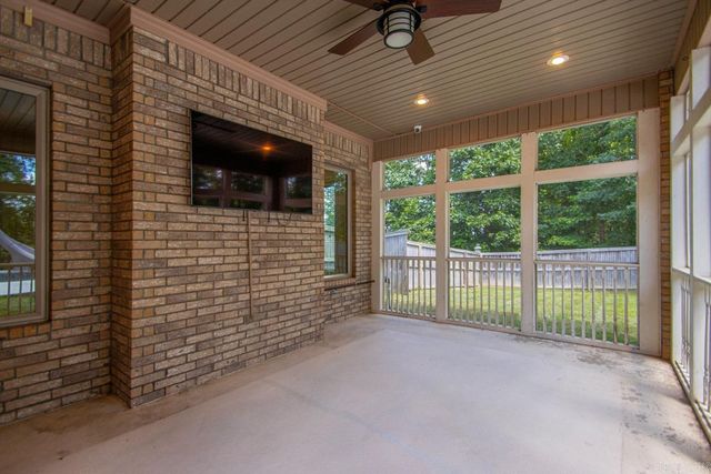 11150 Stonehill Dr, Alexander, AR 72002