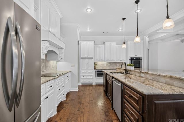 11150 Stonehill Dr, Alexander, AR 72002