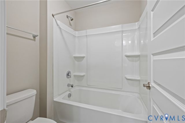 17342 Alana Dr, Moseley, VA 23120