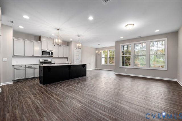 17342 Alana Dr, Moseley, VA 23120