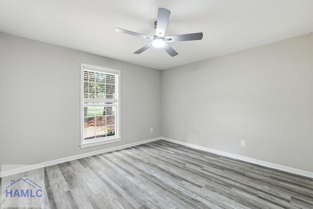 131 Bea Road, Richmond Hill, GA 31324