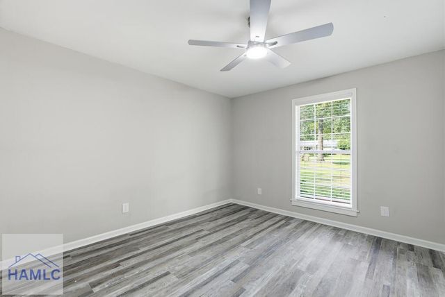 131 Bea Road, Richmond Hill, GA 31324