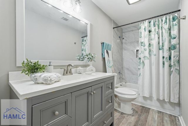 131 Bea Road, Richmond Hill, GA 31324