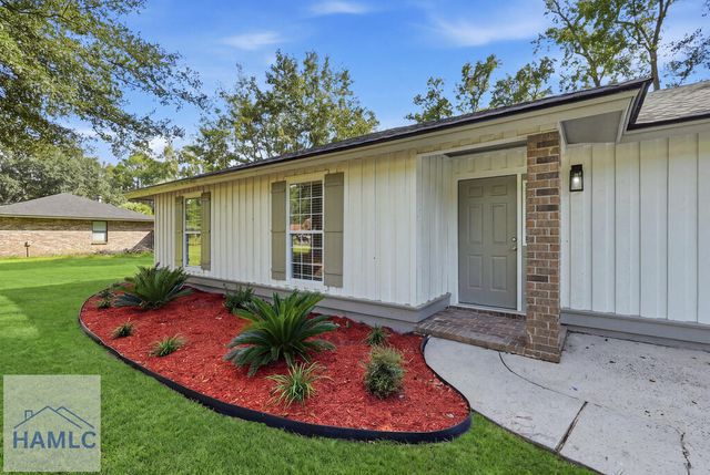 131 Bea Road, Richmond Hill, GA 31324