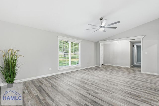 131 Bea Road, Richmond Hill, GA 31324