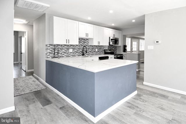 1210 LINDSAY RD, Oxon Hill, MD 20745