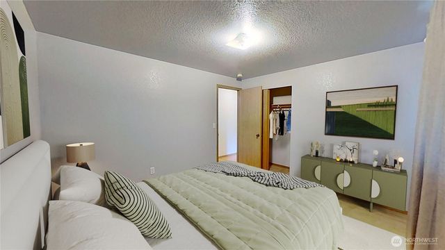 8220 Jill Court SE, Olympia, WA 98513