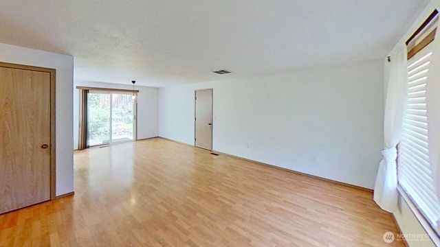 8220 Jill Court SE, Olympia, WA 98513