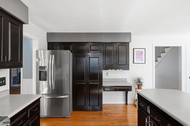 2403 LYNNWOOD DR, Columbia, MO 65203