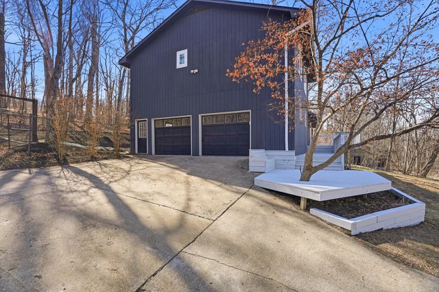 2403 LYNNWOOD DR, Columbia, MO 65203