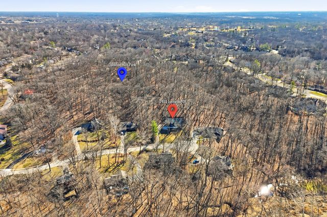 2403 LYNNWOOD DR, Columbia, MO 65203