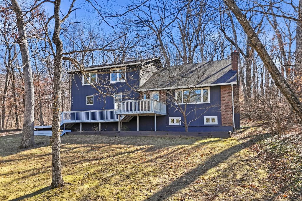 2403 LYNNWOOD DR, Columbia, MO 65203