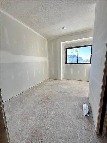 11808 W 181st Street, Overland Park, KS 66013