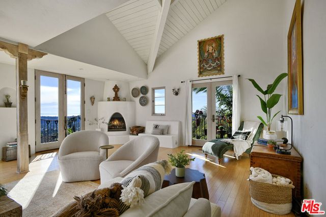 1720 Mission Ridge Road, Santa Barbara, CA 93103