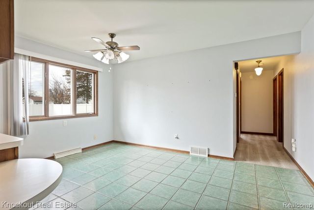 2255 Compton Street, Saginaw, MI 48602