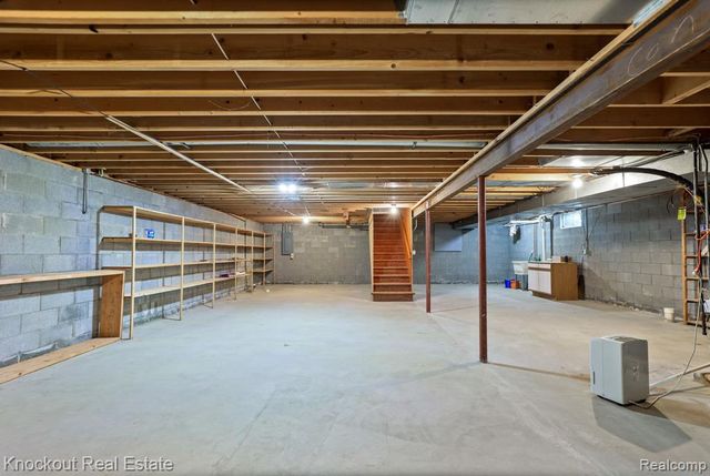 2255 Compton Street, Saginaw, MI 48602