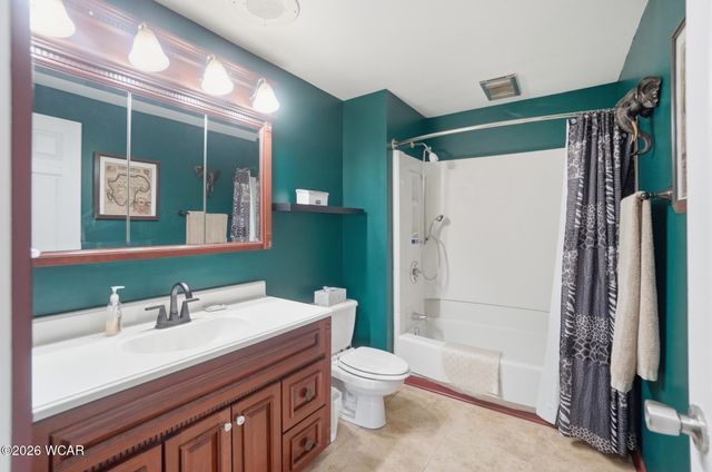 3547 Woodhaven Lane, Lima, OH 45806