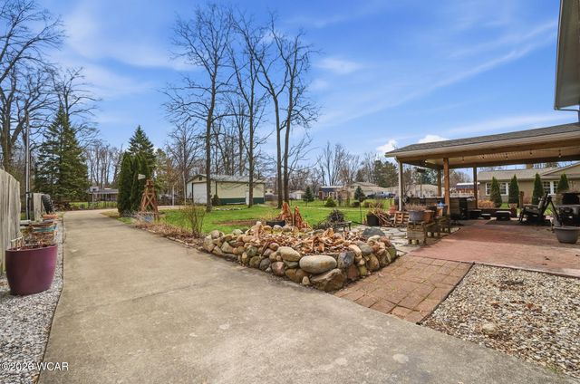 3547 Woodhaven Lane, Lima, OH 45806