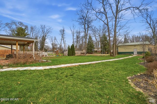 3547 Woodhaven Lane, Lima, OH 45806