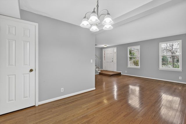 8207 Sawyer Brown Rd Apt K2, Nashville, TN 37221