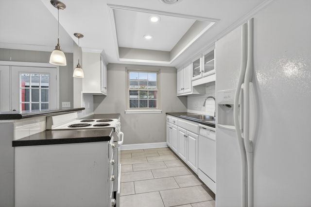 8207 Sawyer Brown Rd Apt K2, Nashville, TN 37221