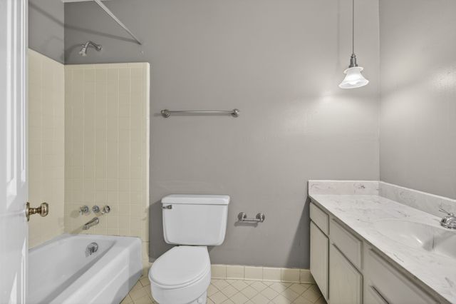 8207 Sawyer Brown Rd Apt K2, Nashville, TN 37221