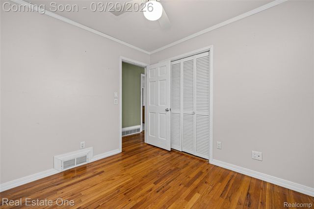 22327 Gordon Road, St. Clair Shores, MI 48081