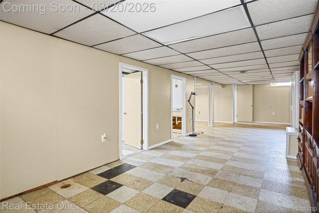 22327 Gordon Road, St. Clair Shores, MI 48081