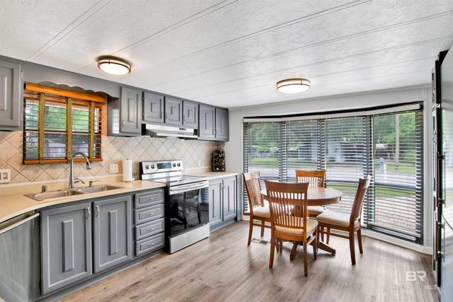 1686 Santa Cruz Drive, Lillian, AL 36549