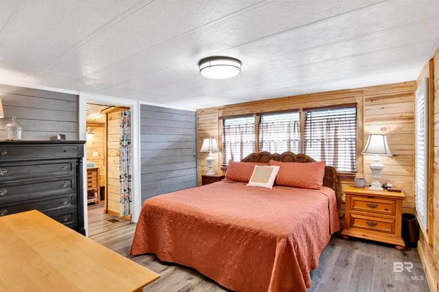 1686 Santa Cruz Drive, Lillian, AL 36549