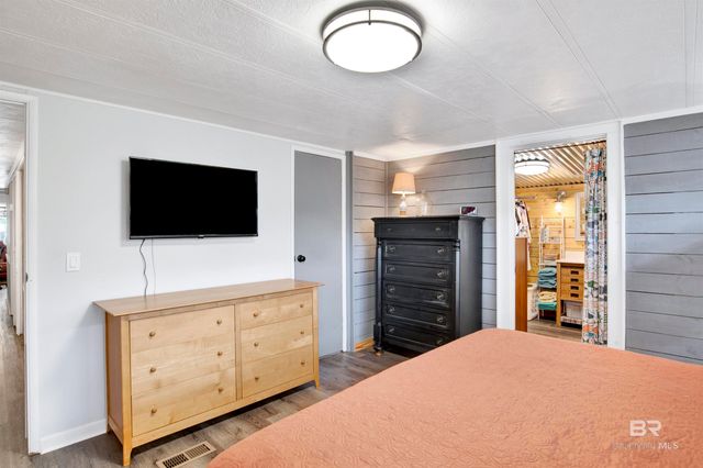 1686 Santa Cruz Drive, Lillian, AL 36549