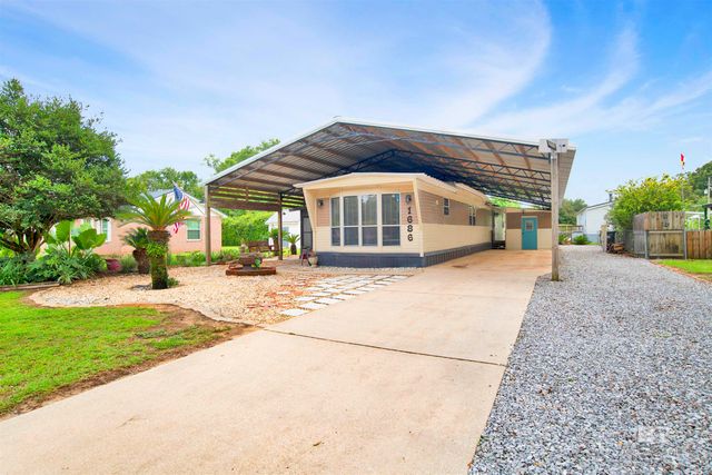 1686 Santa Cruz Drive, Lillian, AL 36549
