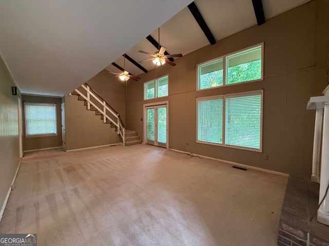 227 W Lakeview Drive, Lagrange, GA 30240