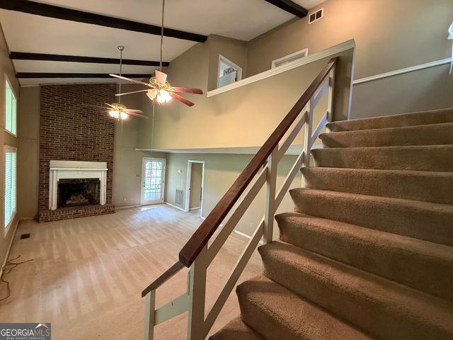 227 W Lakeview Drive, Lagrange, GA 30240