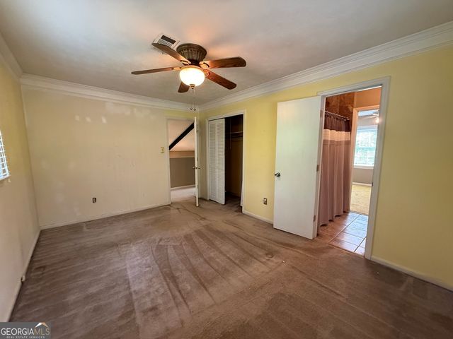 227 W Lakeview Drive, Lagrange, GA 30240
