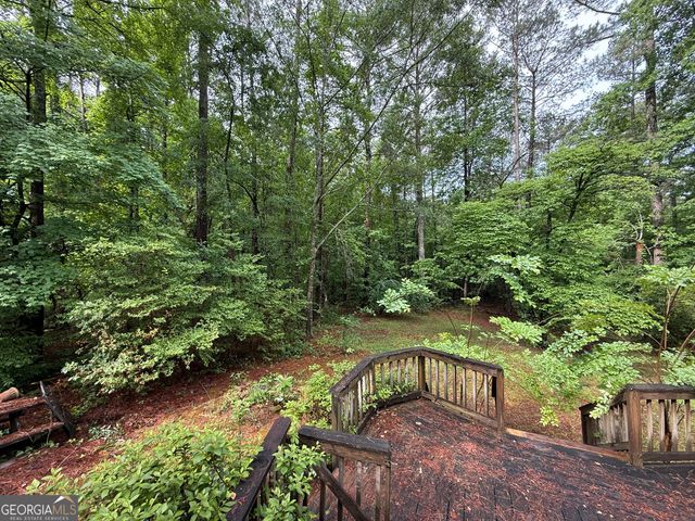 227 W Lakeview Drive, Lagrange, GA 30240