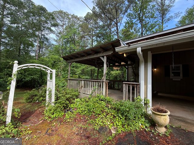 227 W Lakeview Drive, Lagrange, GA 30240