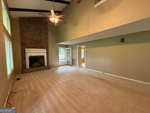 227 W Lakeview Drive, Lagrange, GA 30240