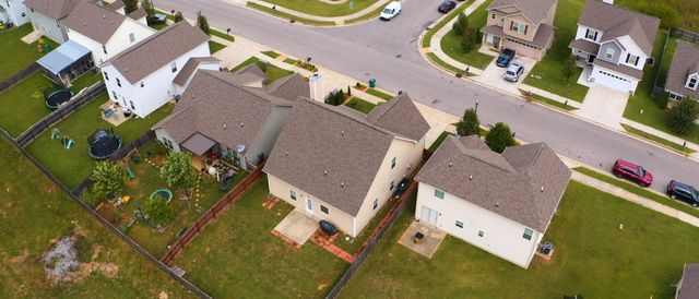 7431 Maroney Dr, Antioch, TN 37013