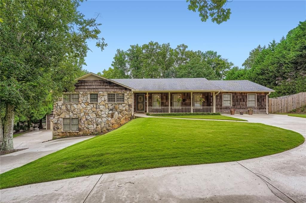 3290 Sewell Mill Road, Marietta, GA 30062