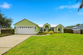 6208 NW Kukui Court, Port St. Lucie, Port St Lucie, FL 34983