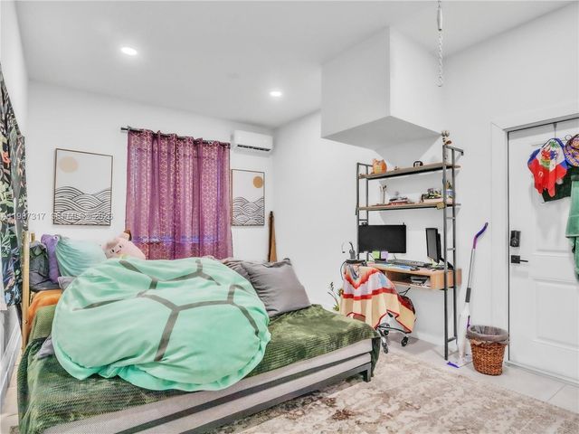 12728 SW 214th Ter, Miami, FL 33177