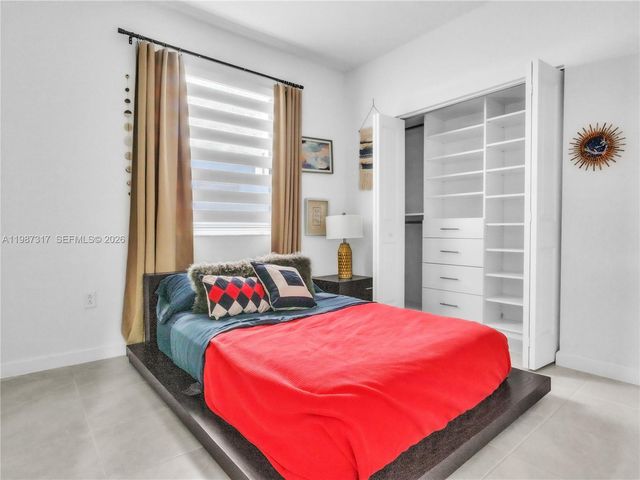 12728 SW 214th Ter, Miami, FL 33177