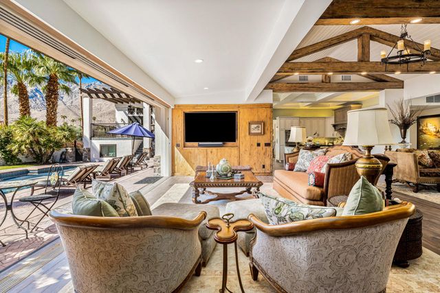 3330 Andreas Hills Drive, Palm Springs, CA 92264