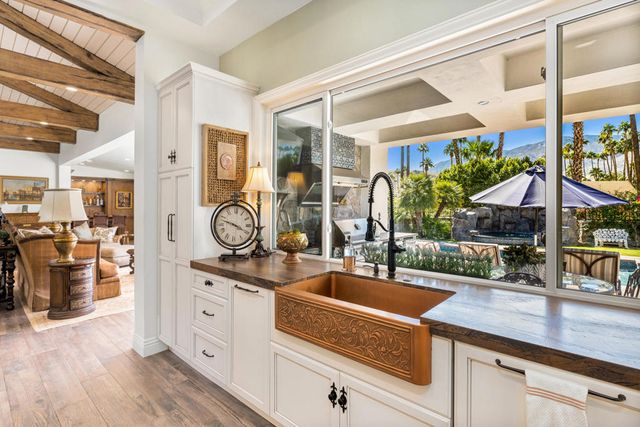 3330 Andreas Hills Drive, Palm Springs, CA 92264